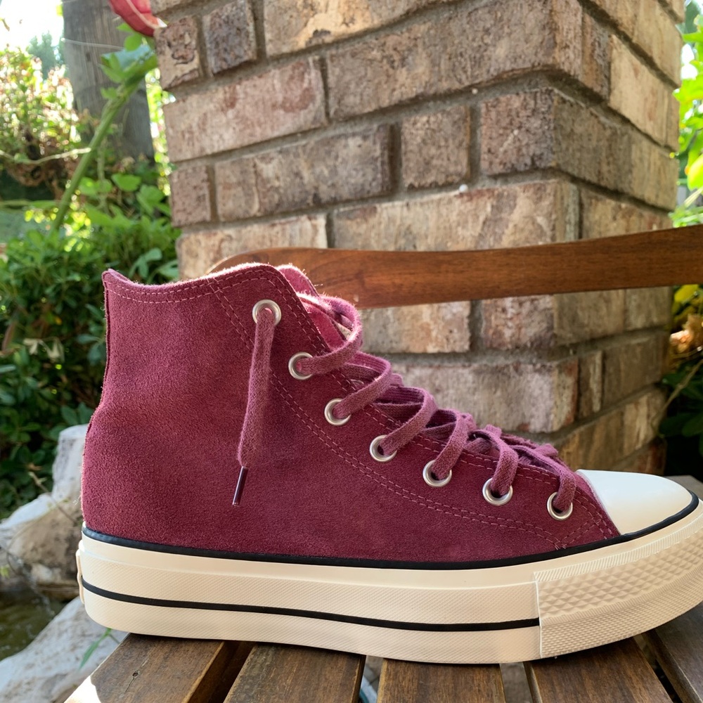 Converse Shadowberry Platformers